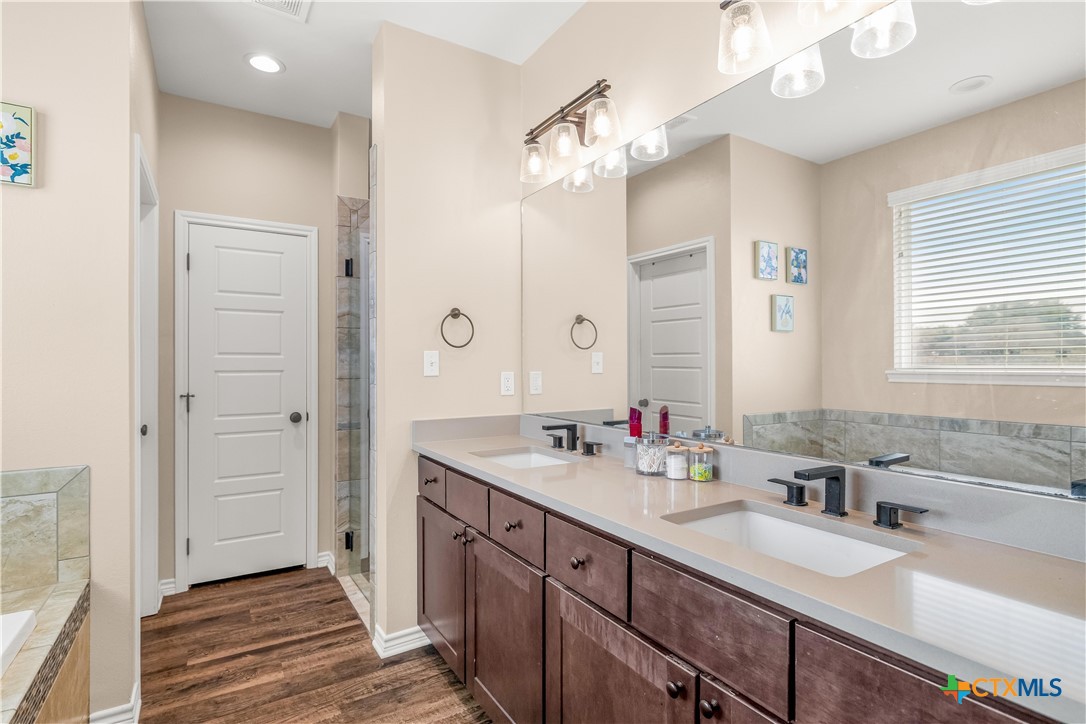 106 Montalcino Court Property Photo 26