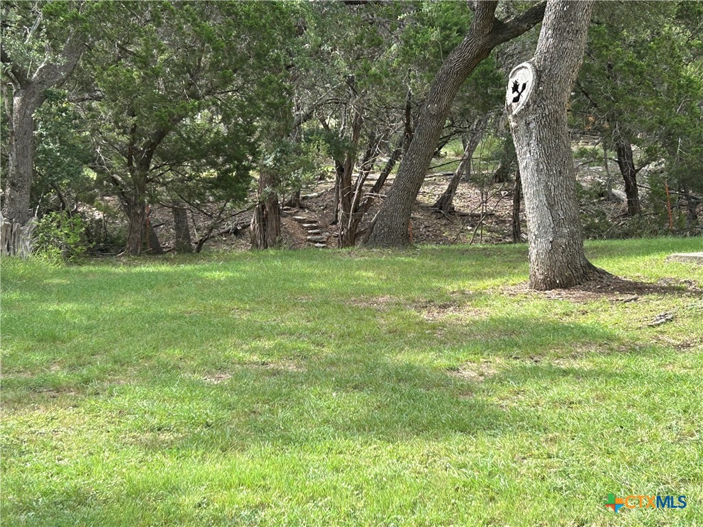 1107 Whispering Hills Drive Property Photo 4
