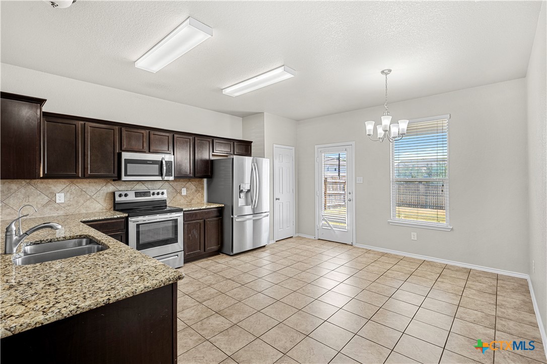 1602 Gigante Drive Property Photo 9