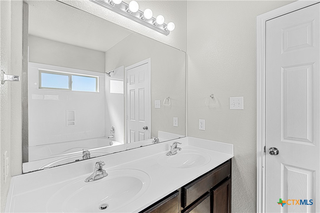 1602 Gigante Drive Property Photo 18