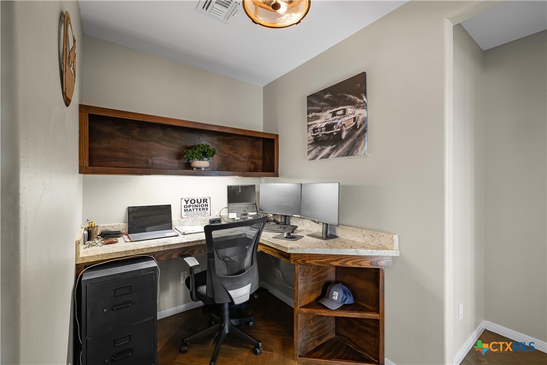 101 Gabbiano Court Property Photo 15