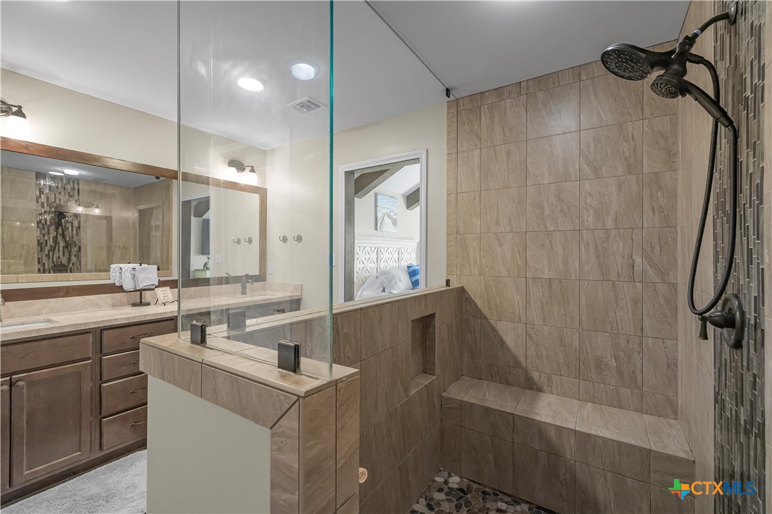 101 Gabbiano Court Property Photo 22