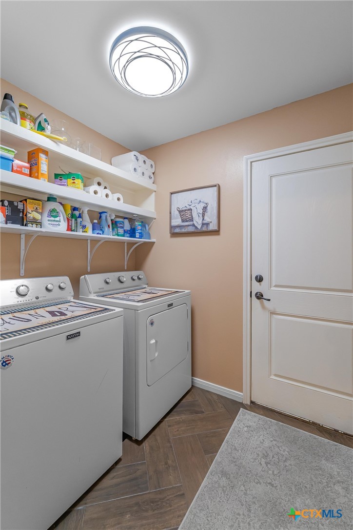 101 Gabbiano Court Property Photo 28