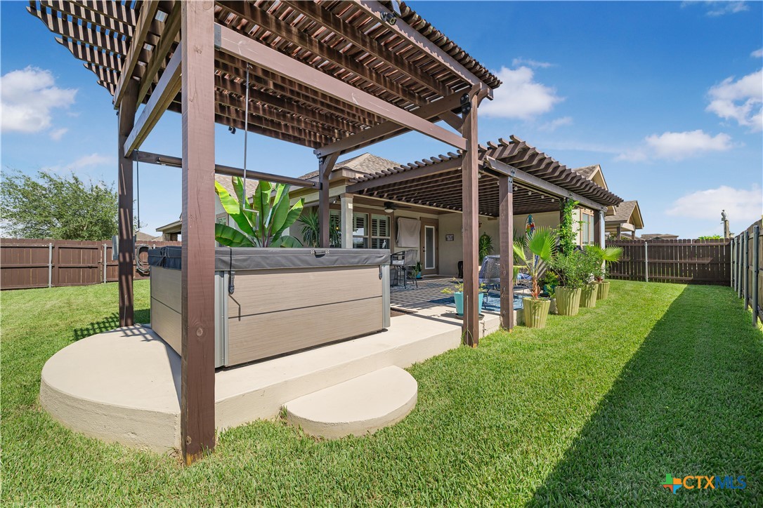 101 Gabbiano Court Property Photo 31