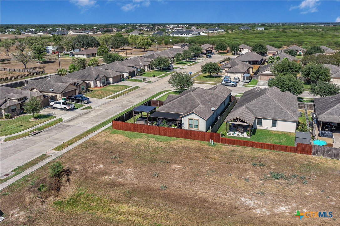 101 Gabbiano Court Property Photo 42