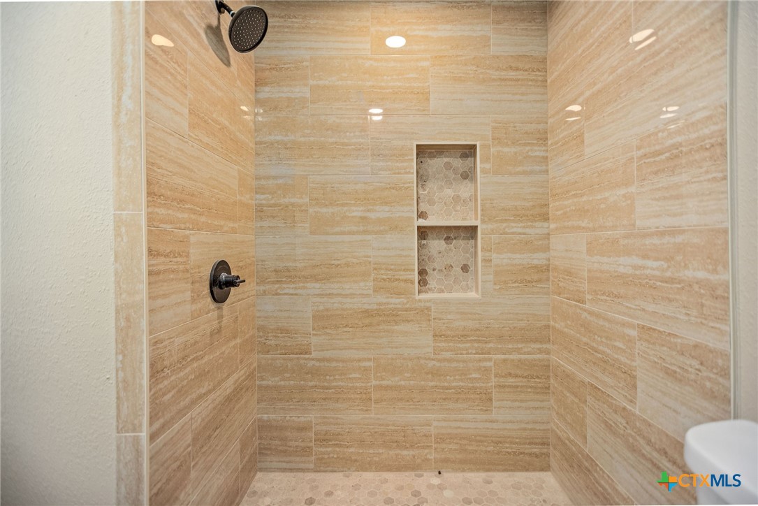 526 Fairmont Street Property Photo 14
