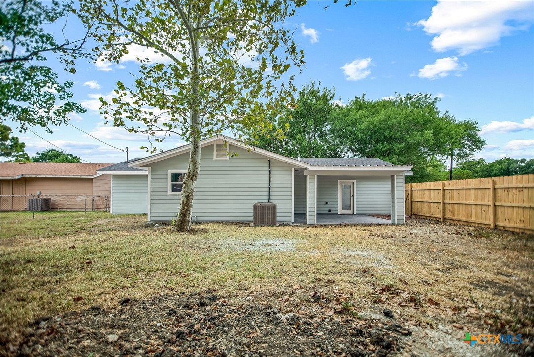 526 Fairmont Street Property Photo 24