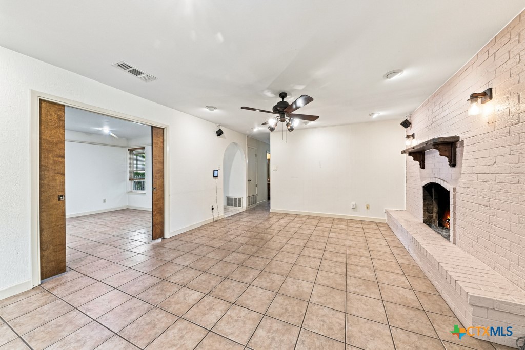 605 Ridgecrest Property Photo 11