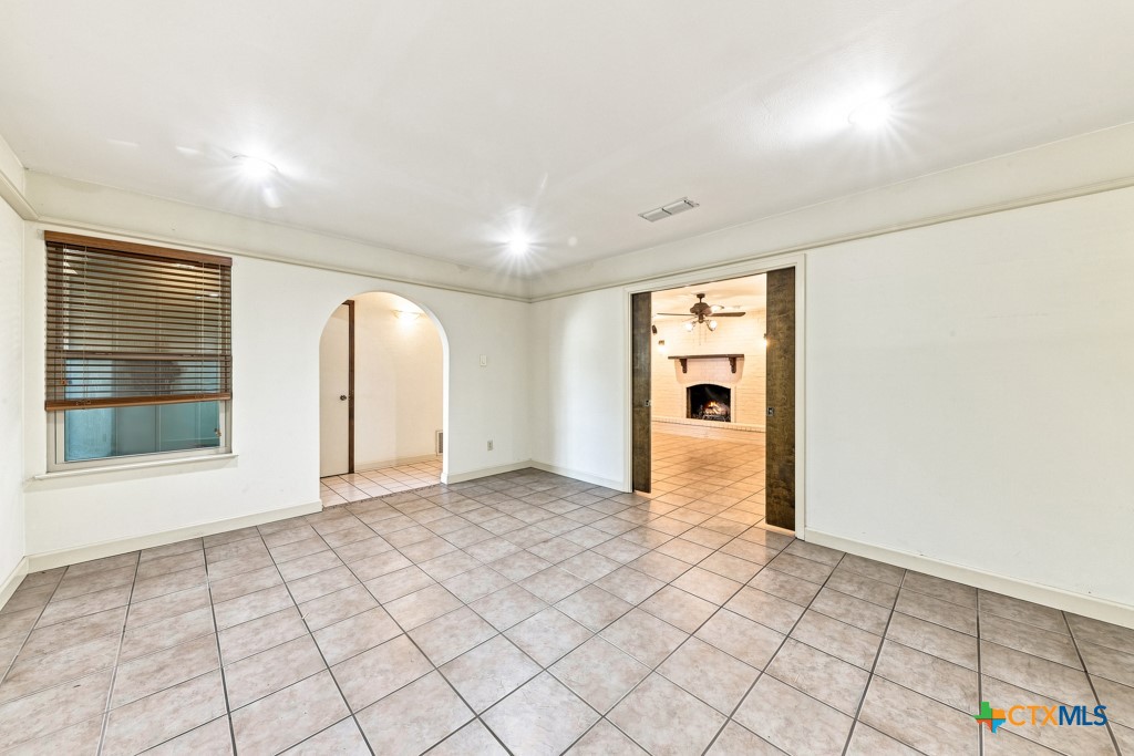 605 Ridgecrest Property Photo 15