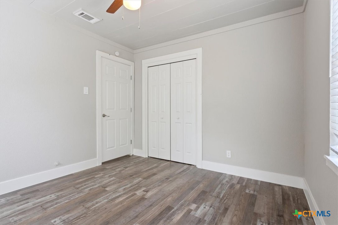 204 E Fowler Avenue Property Photo 18