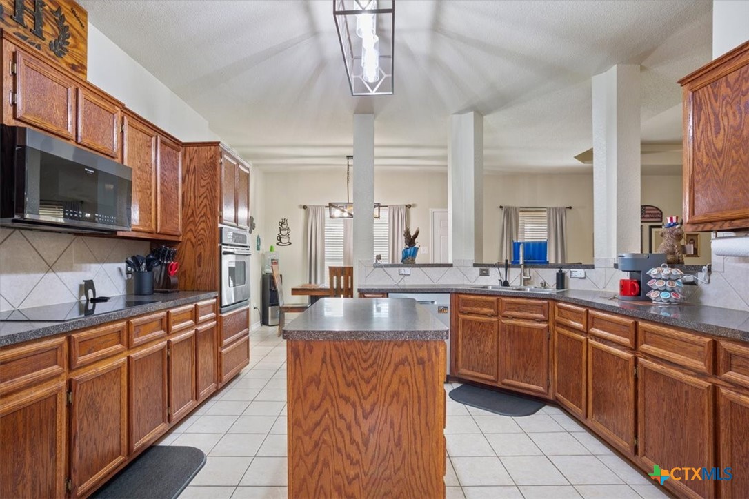 1011 Tumbleweed Drive Property Photo 7