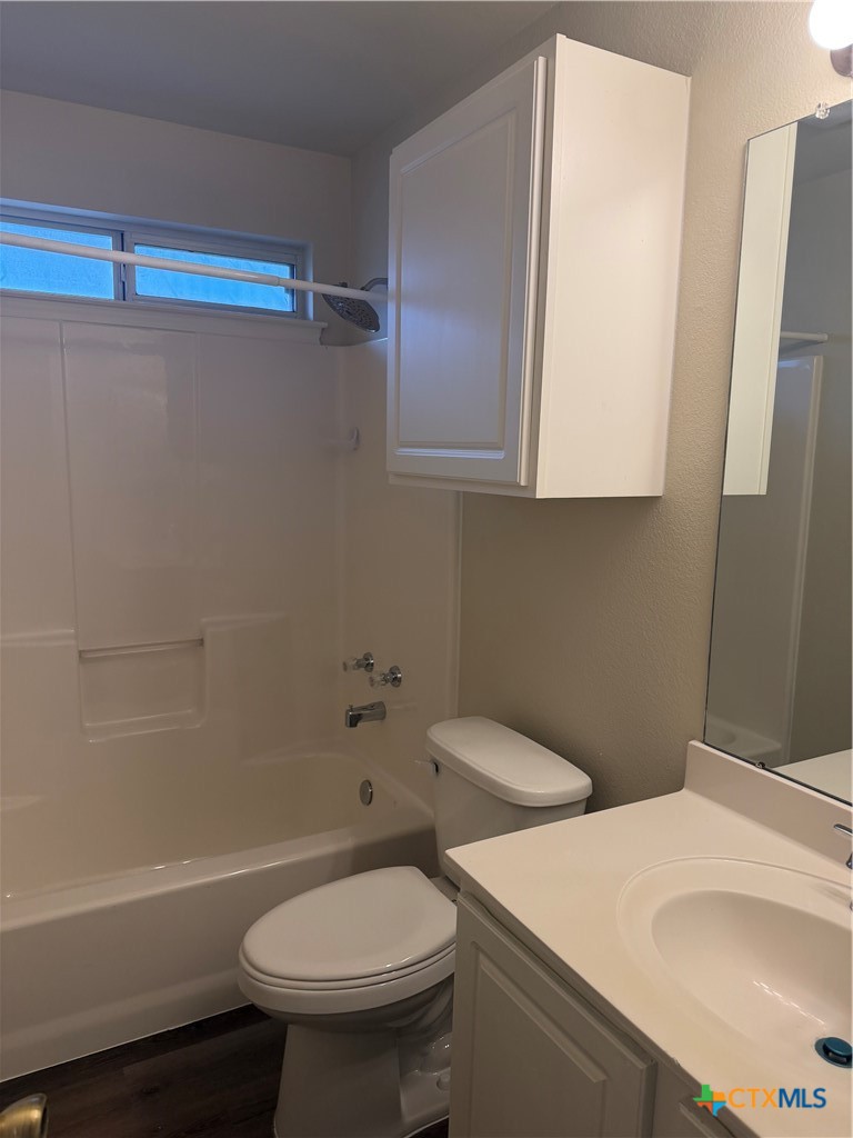 3020 Green Mountain Drive Property Photo 17