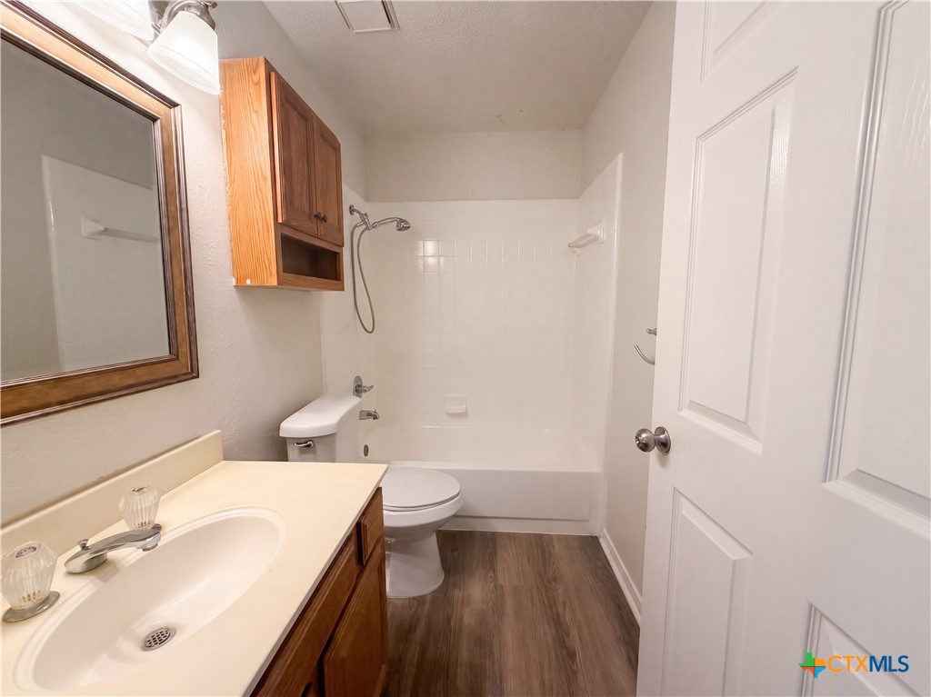 710 Brazos Drive Property Photo 6