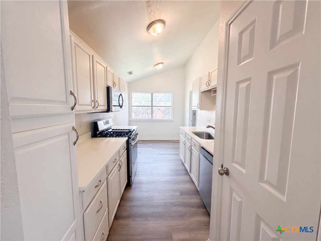 710 Brazos Drive Property Photo 15