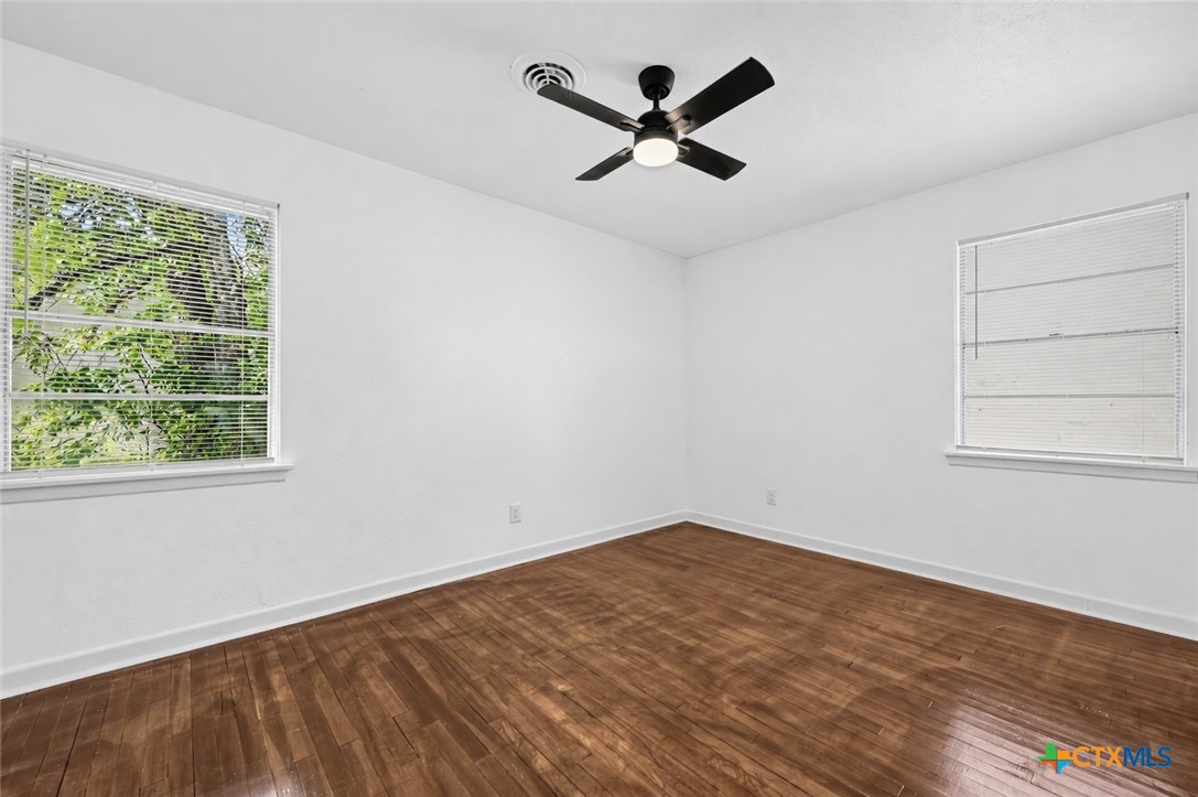 1101 Pine Drive Property Photo 8