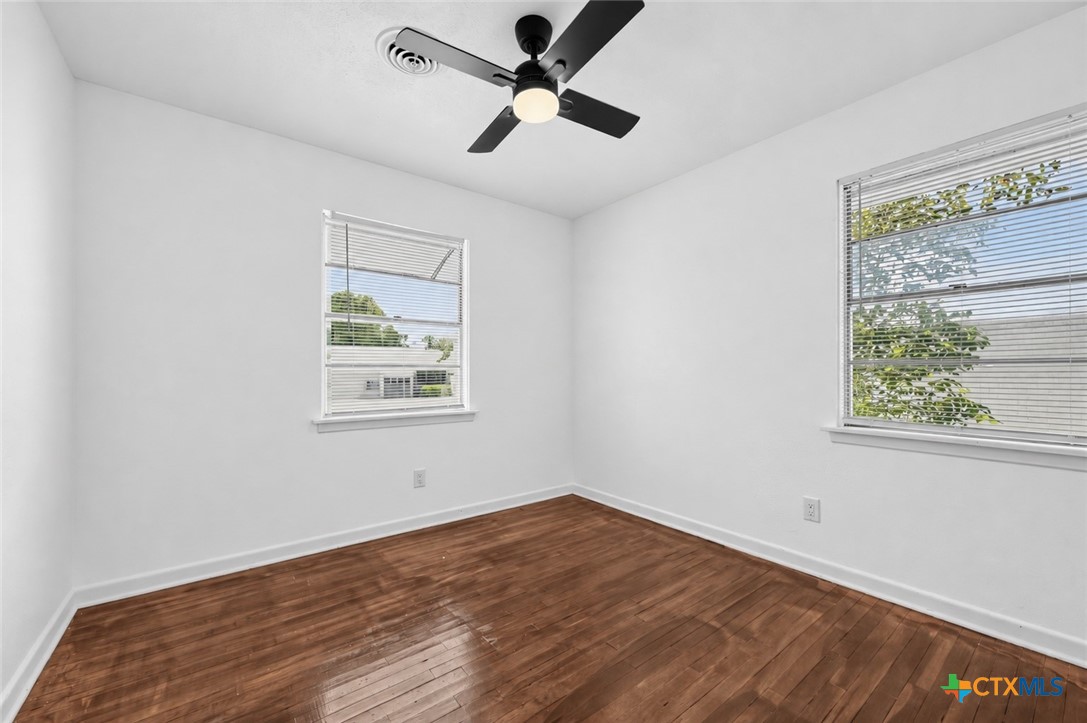 1101 Pine Drive Property Photo 11