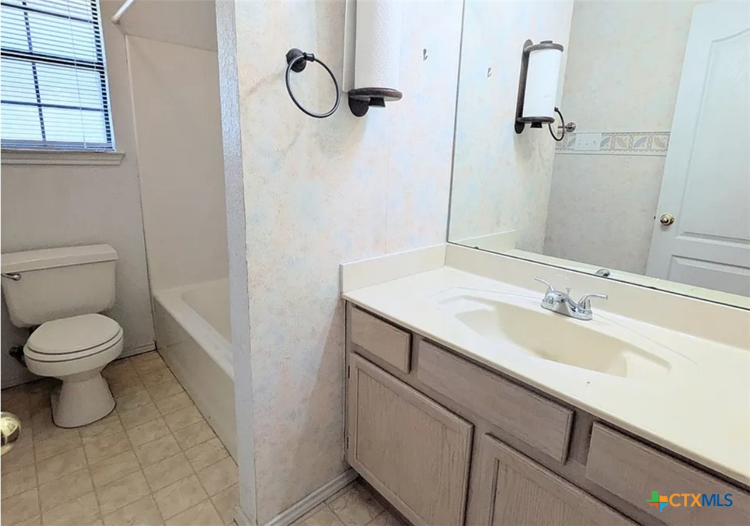 1428 Devin Drive Property Photo 10