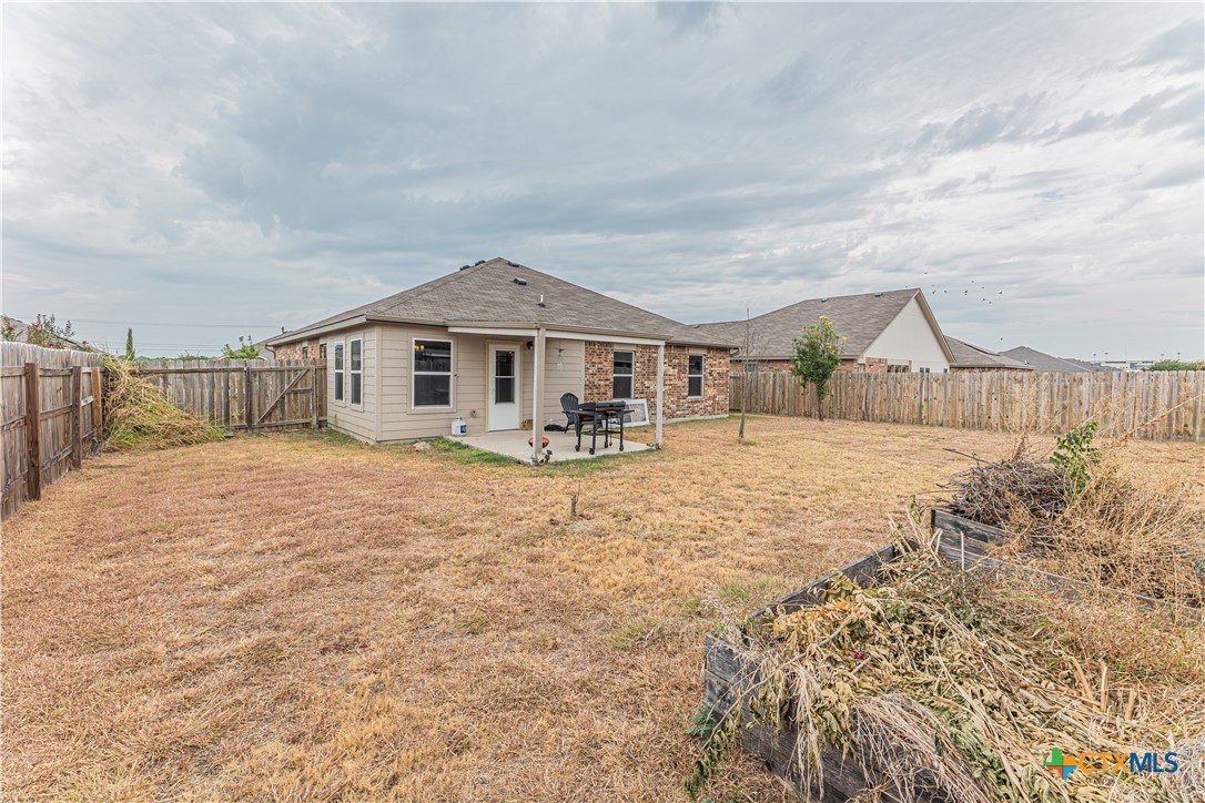 6703 Catherine Drive Property Photo 8
