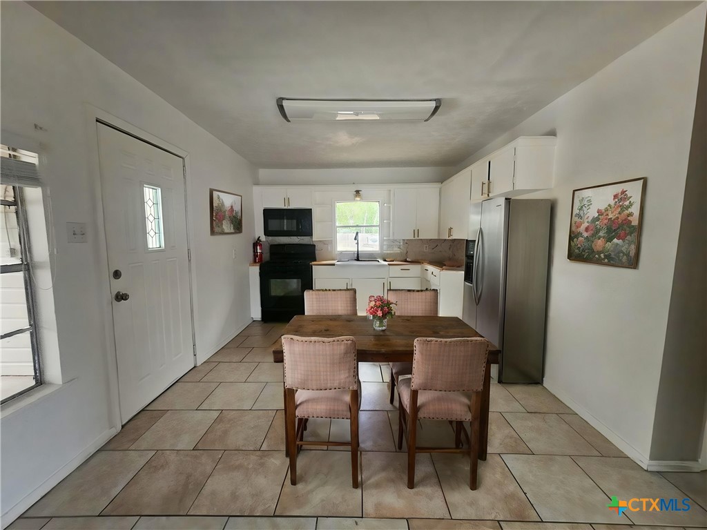 753 San Antonio Ave Property Photo 2