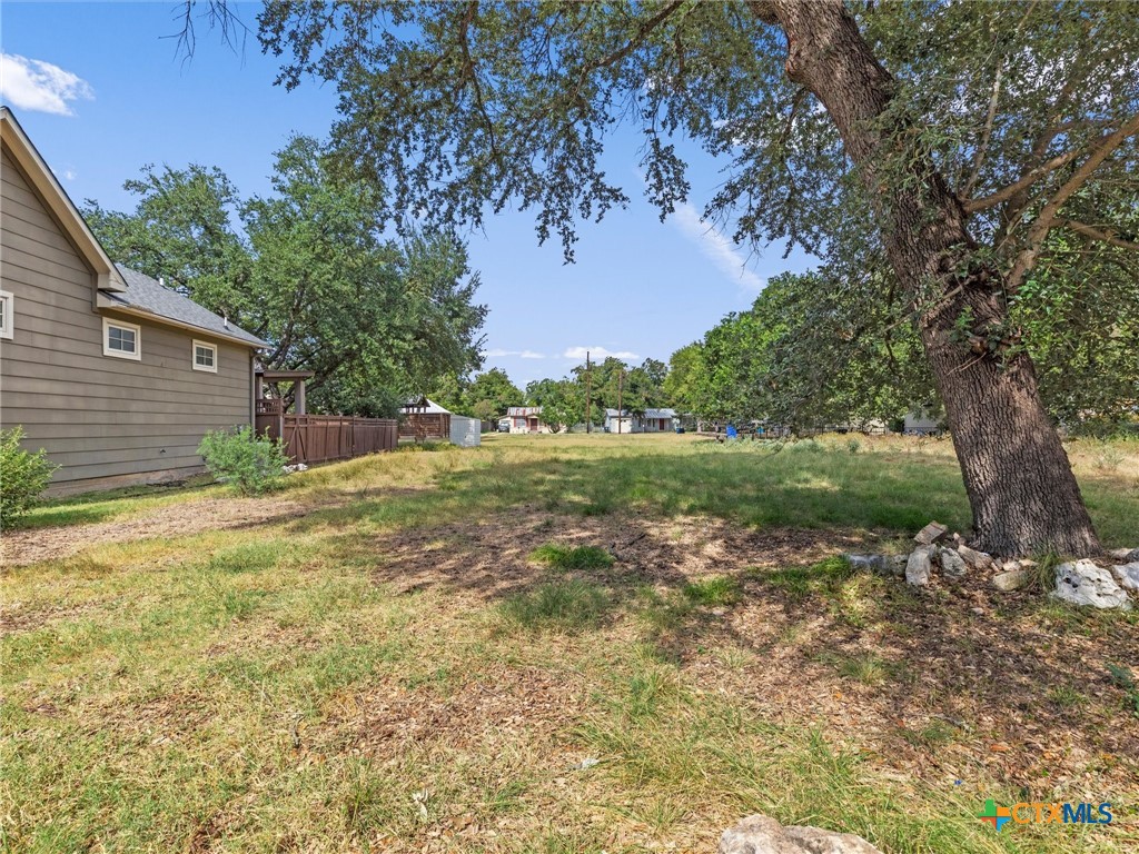 1070 Hayselton Avenue Property Photo 14