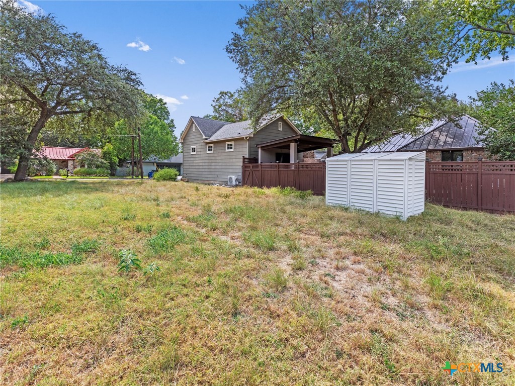 1070 Hayselton Avenue Property Photo 15