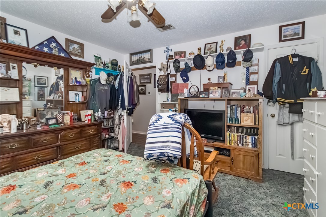 2717 Theresa Lane Property Photo 17