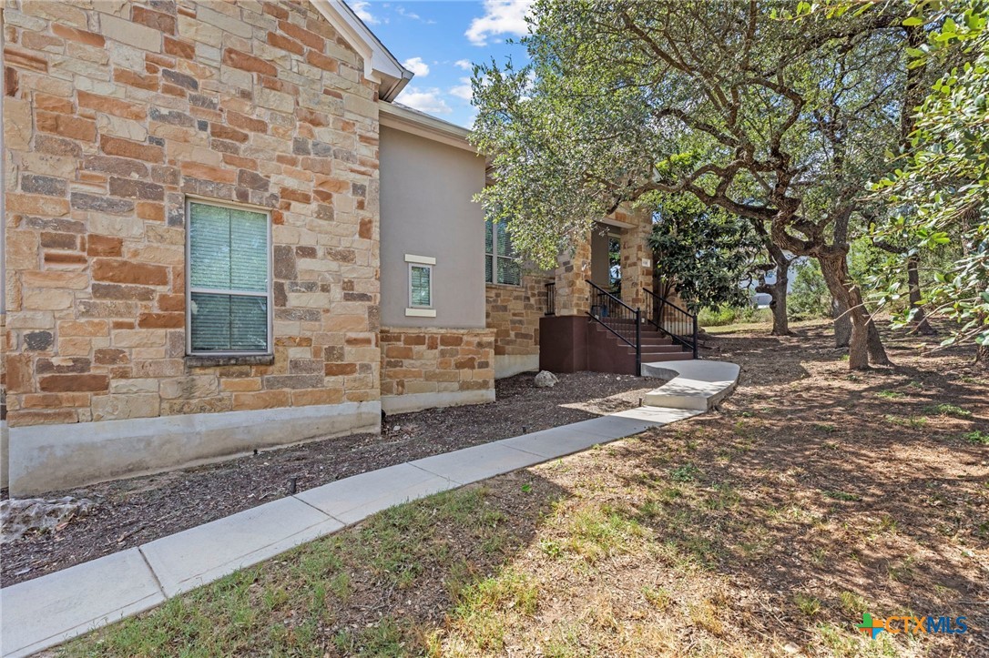 638 Cambridge Drive Property Photo 32