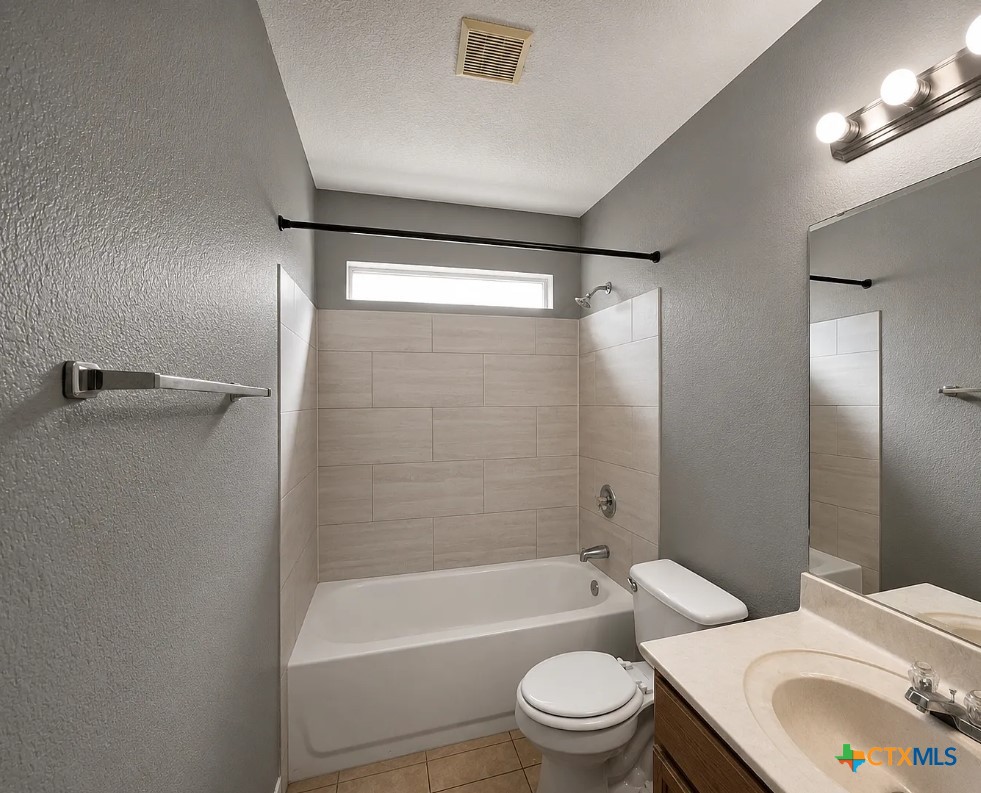 2907 Cantabrian Drive C Property Photo 11