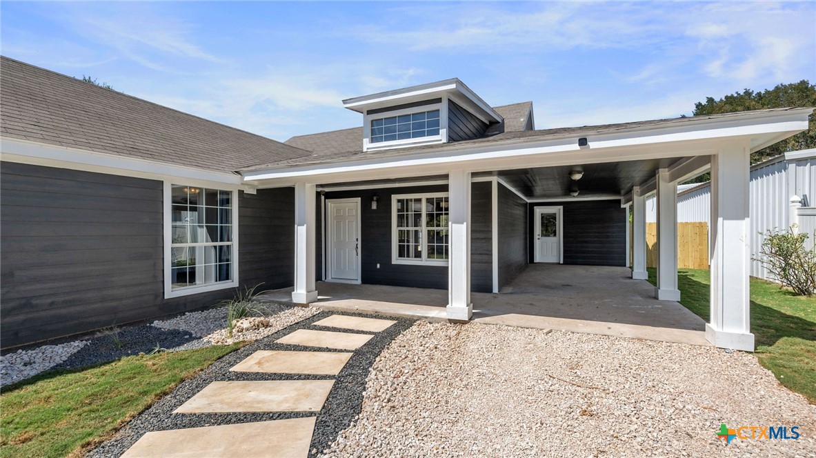 10915 S Highway 183 Property Photo 1