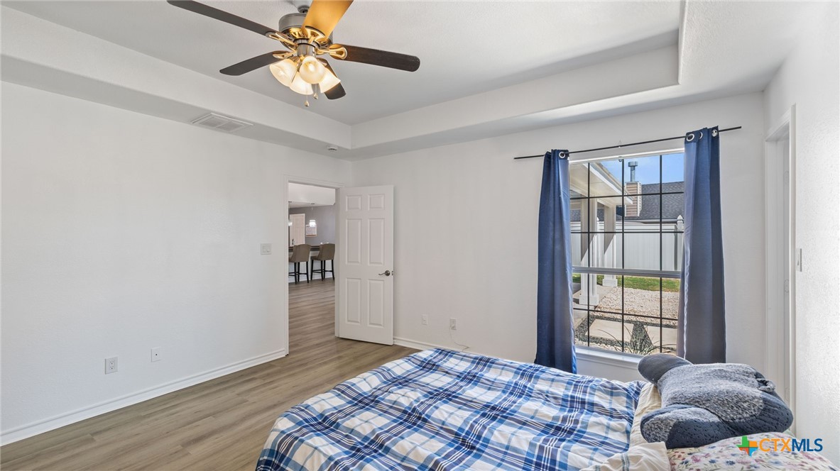 10915 S Highway 183 Property Photo 10