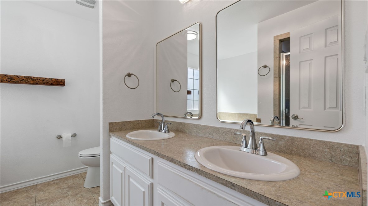 10915 S Highway 183 Property Photo 12