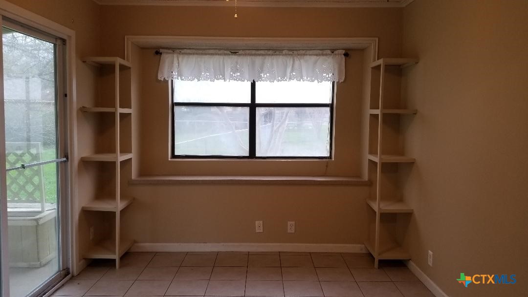 19 Sunflower Circle Property Photo 6