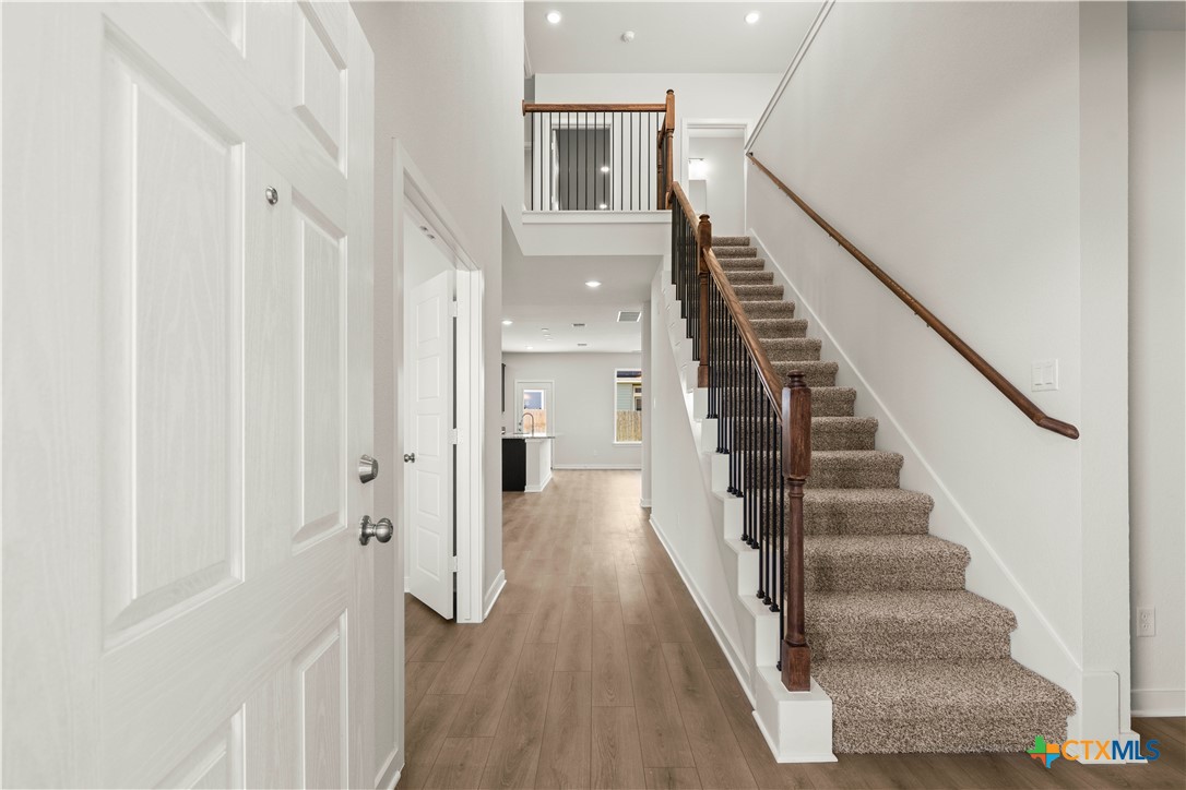 7804 Krenek Tap Drive Property Photo 4