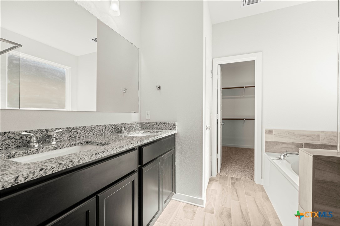 7804 Krenek Tap Drive Property Photo 24