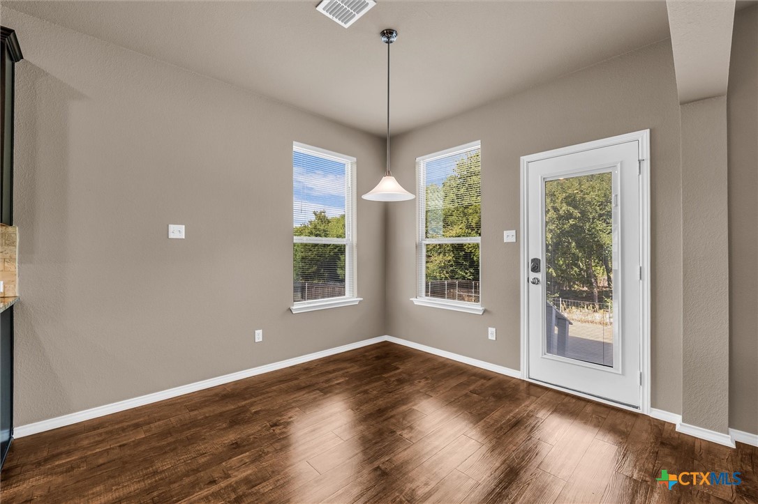 202 Milky Way Property Photo 13