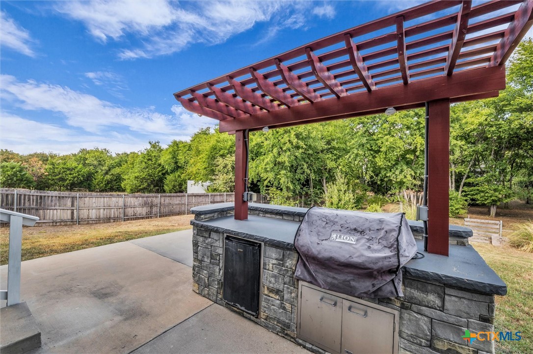 202 Milky Way Property Photo 34