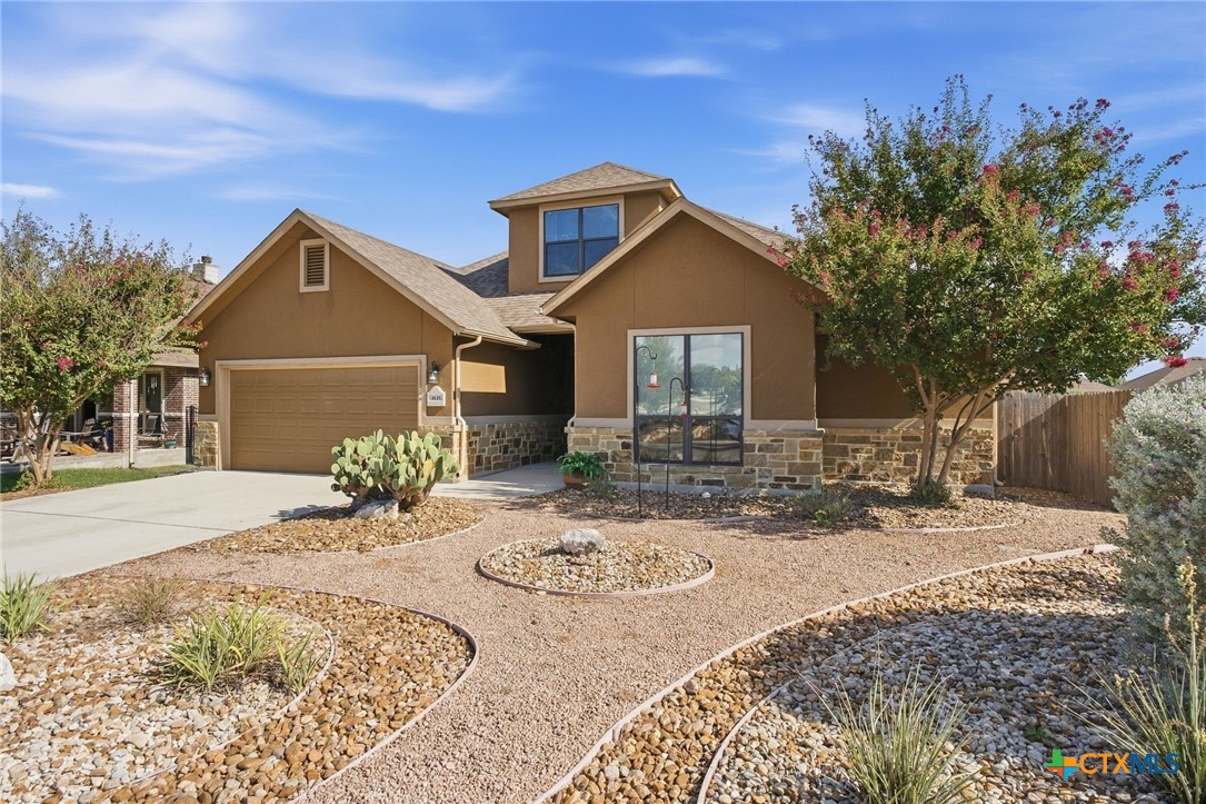 1635 Sun Bay Drive Property Photo 1