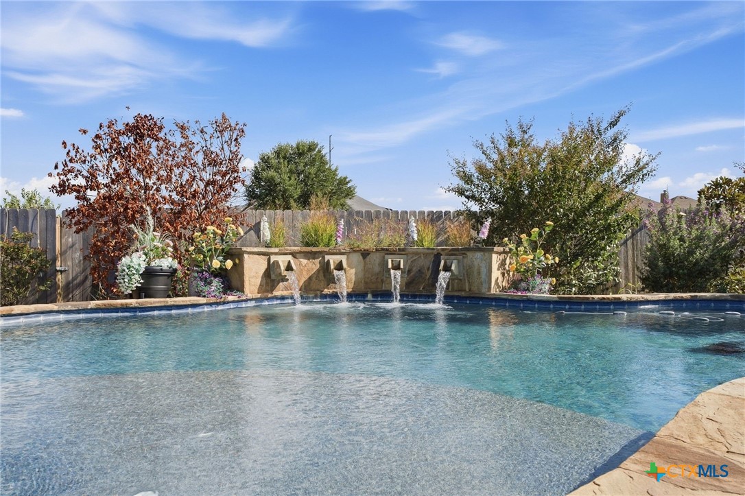 1635 Sun Bay Drive Property Photo 1