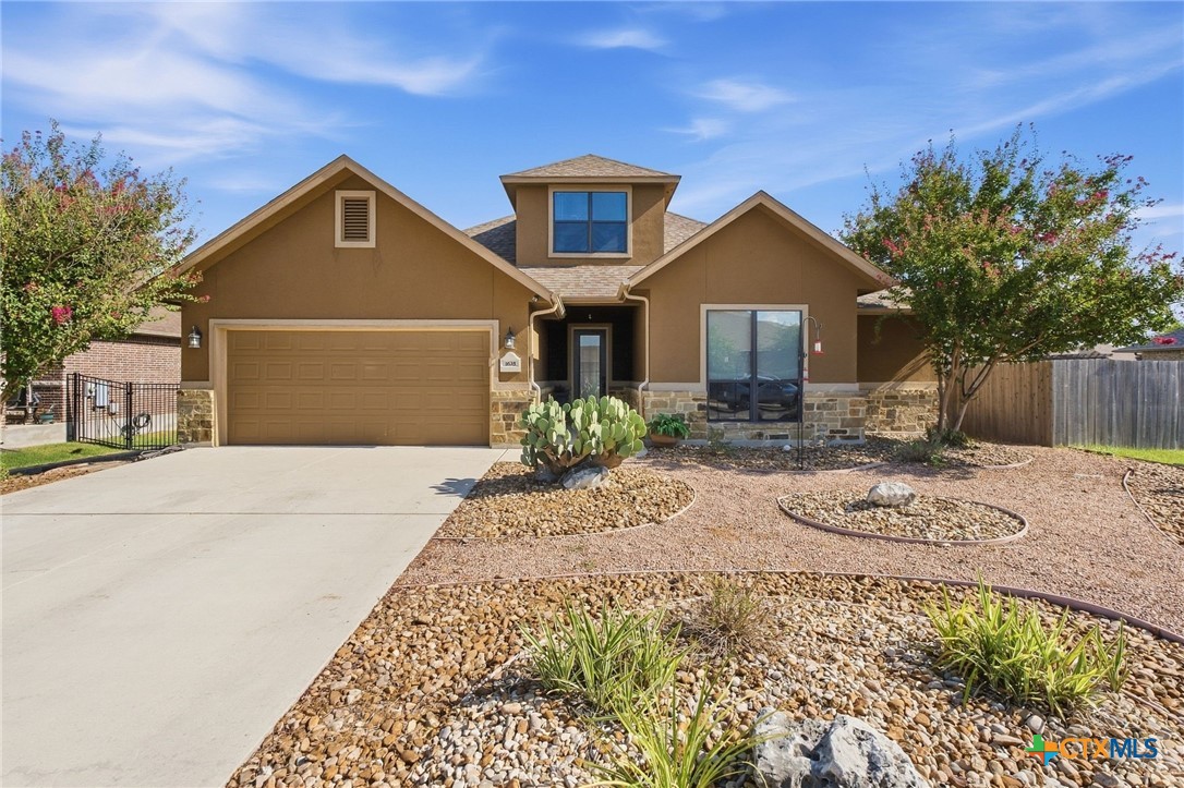 1635 Sun Bay Drive Property Photo 4