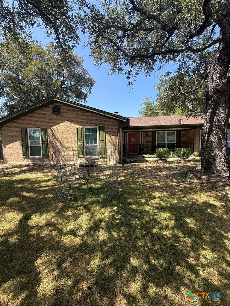 2001 Miles Street Property Photo 1