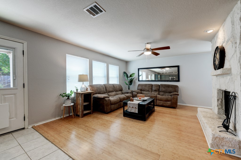2377 Carson Loop Property Photo 9