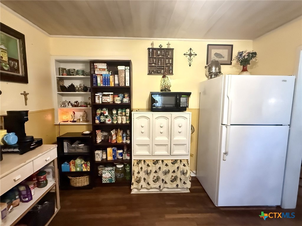 406 E Tres Palacios Avenue Property Photo 16