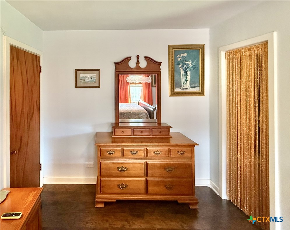 406 E Tres Palacios Avenue Property Photo 20