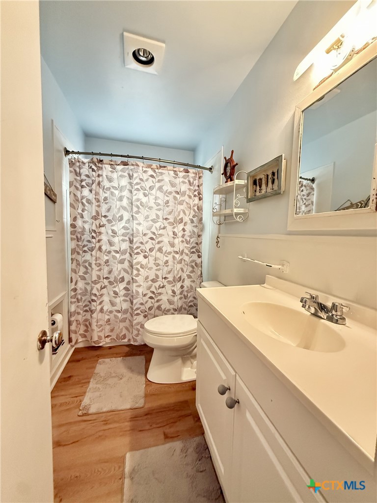 406 E Tres Palacios Avenue Property Photo 21
