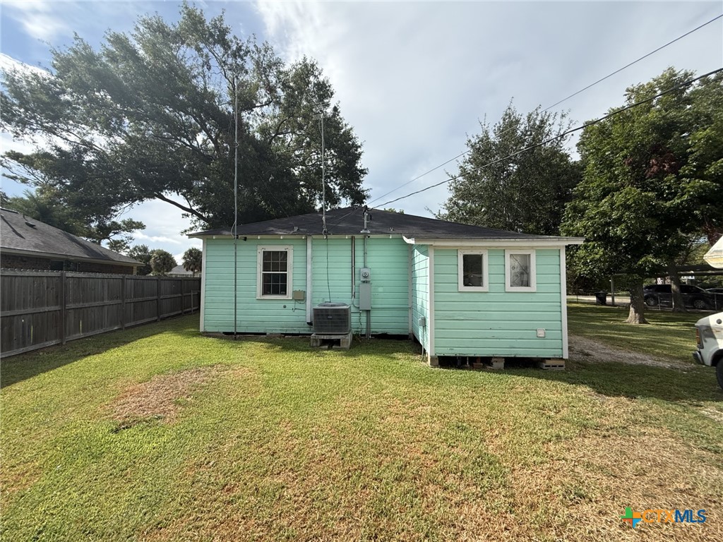 406 E Tres Palacios Avenue Property Photo 31