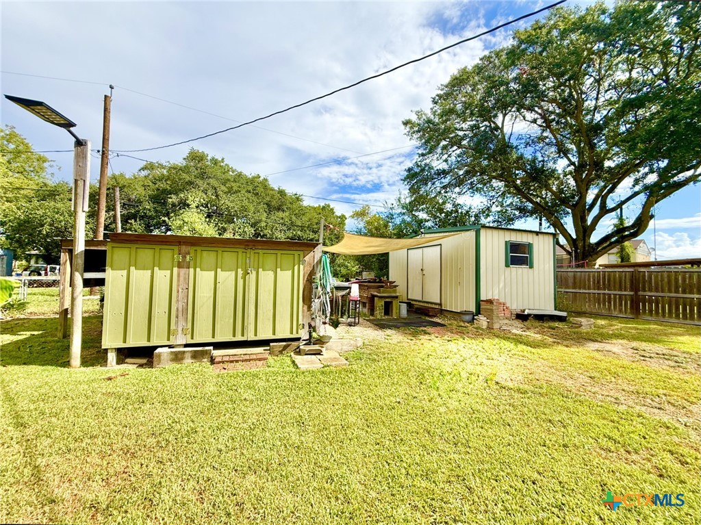406 E Tres Palacios Avenue Property Photo 35
