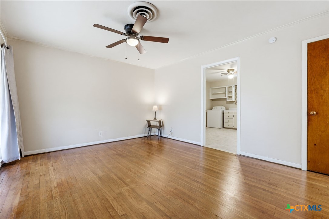 1004 S 2nd Street Property Photo 8