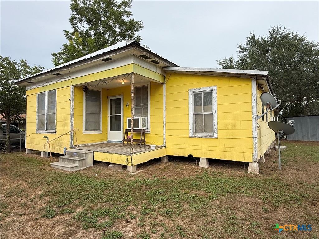 79 Johnston Property Photo 1