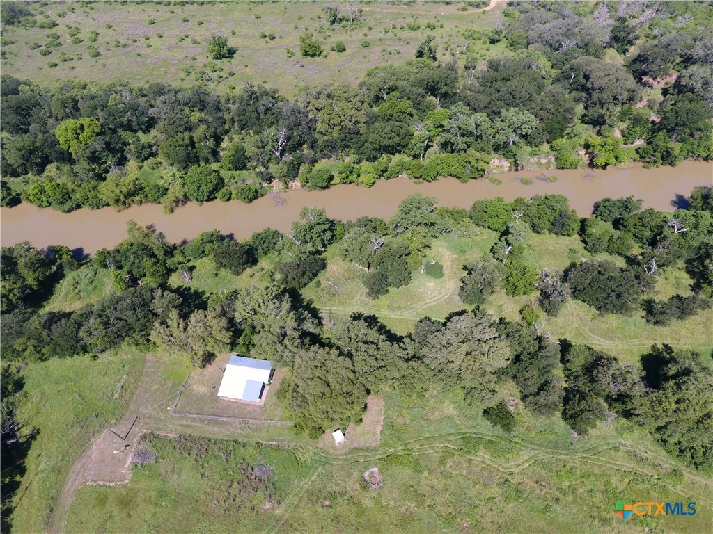 588 County Road 430 Property Photo 5