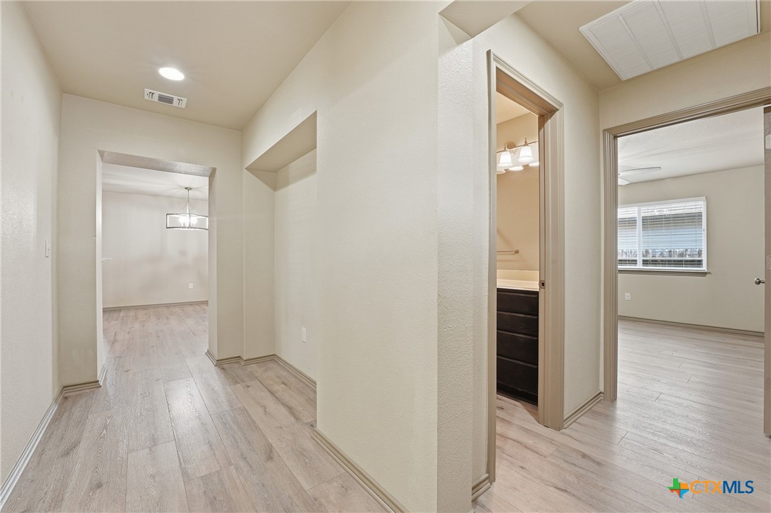 1306 Fern Court Property Photo 2
